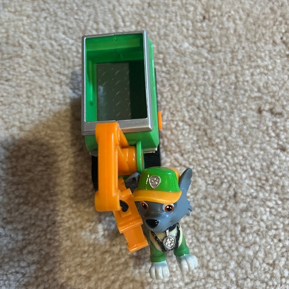 6 Paw Patrol Characters with their Vehicles - Picture 7 of 8